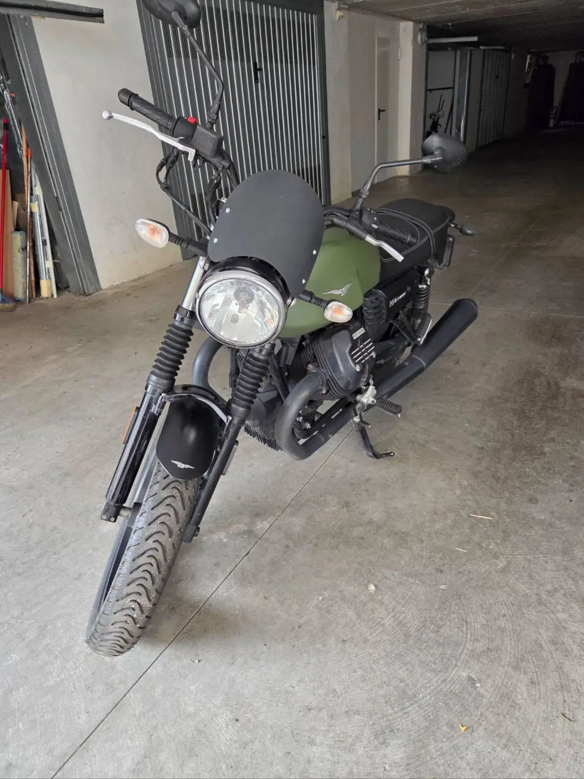Moto Guzzi V7 III Racer (2017 - 20) (10)