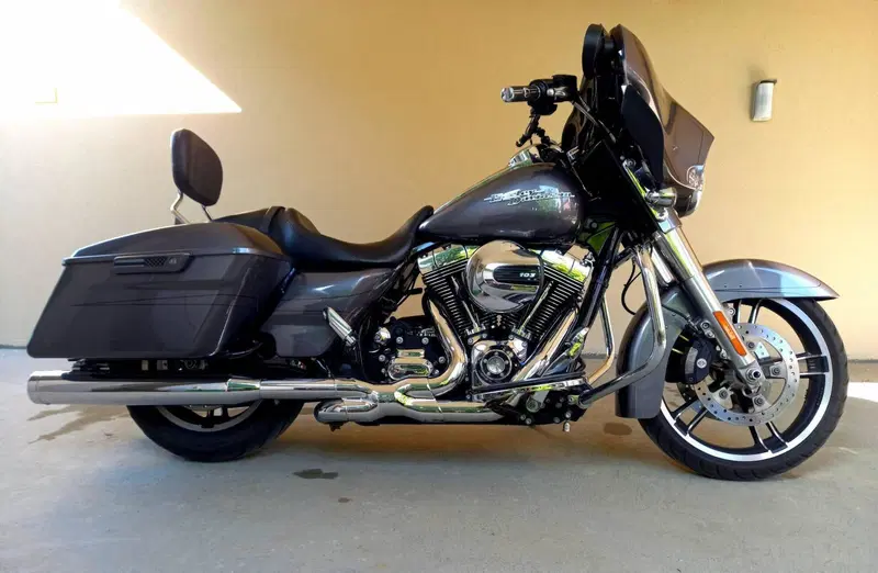 Harley-Davidson 1690 Street Glide Special (2014 - 16) - FLHX