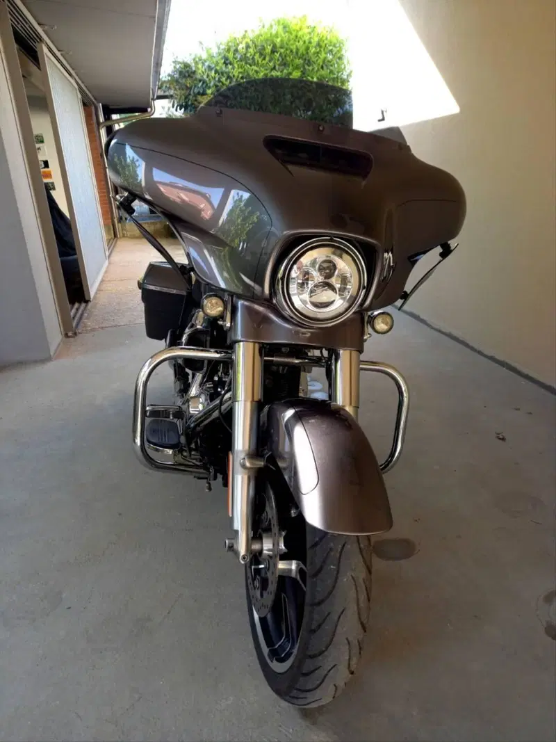 Harley-Davidson 1690 Street Glide Special (2014 - 16) - FLHX (3)