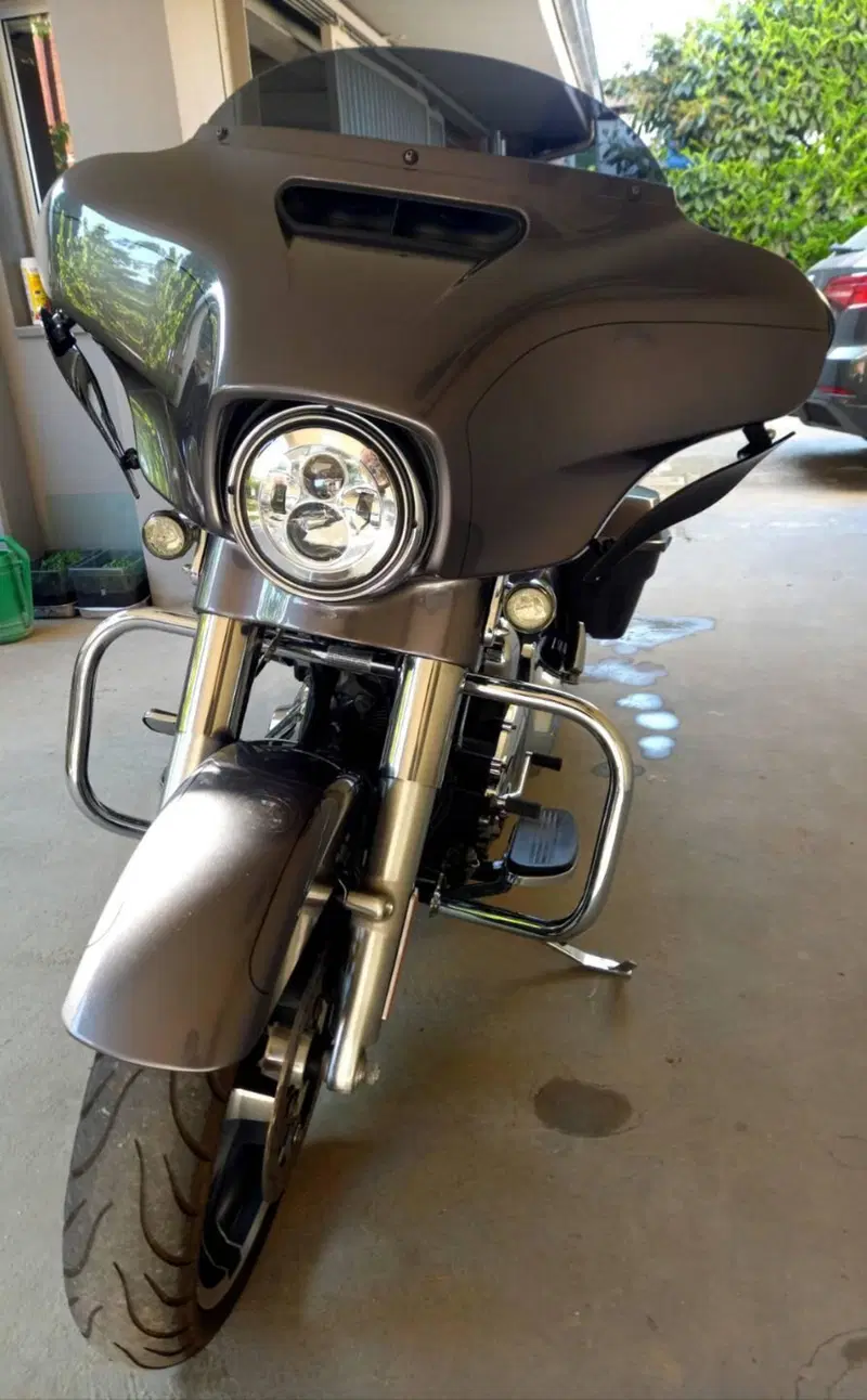 Harley-Davidson 1690 Street Glide Special (2014 - 16) - FLHX (4)