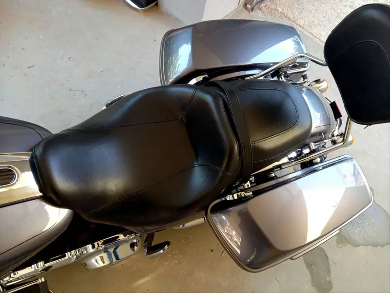 Harley-Davidson 1690 Street Glide Special (2014 - 16) - FLHX (10)