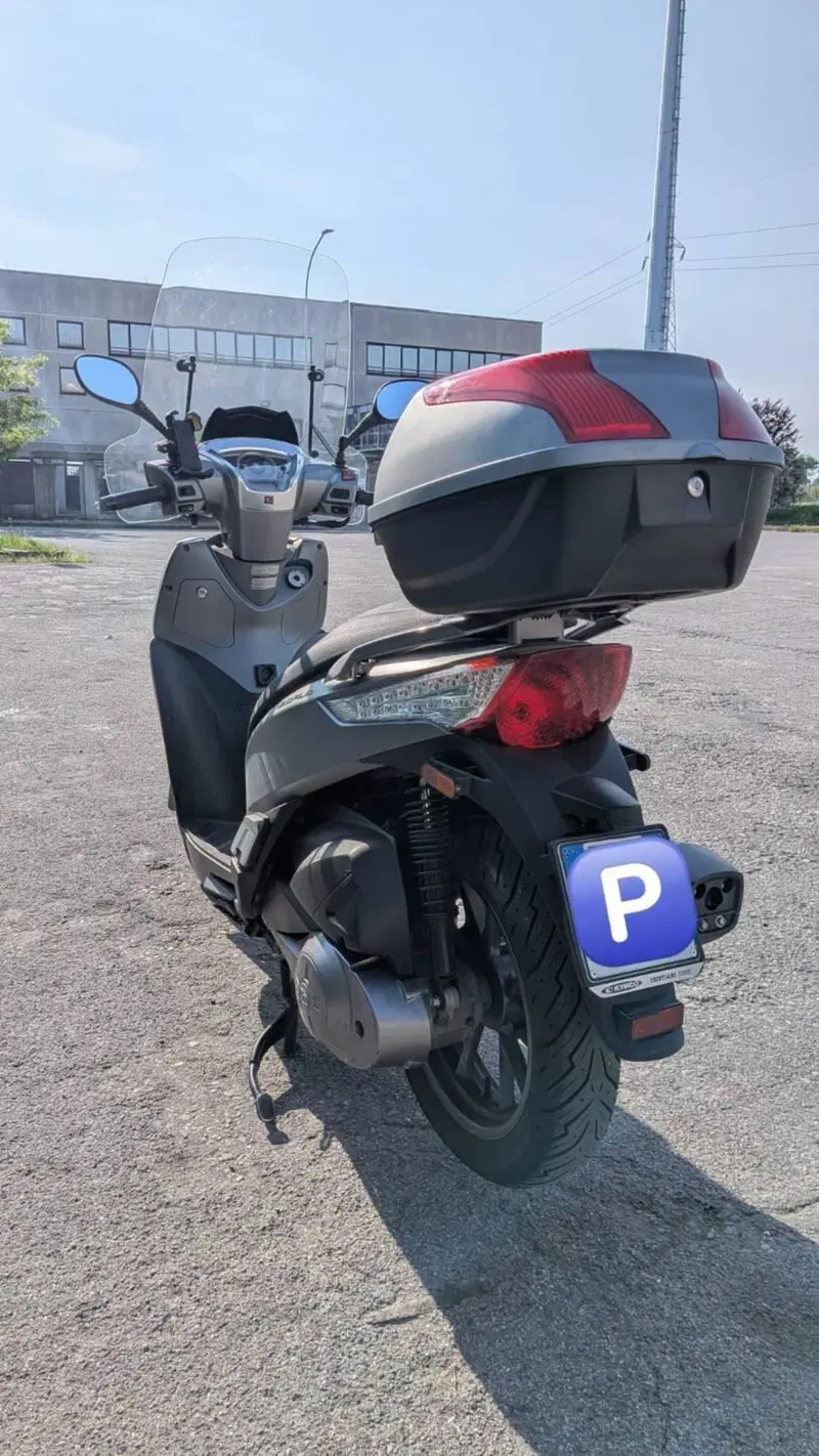 Kymco People 300i GT ABS (2016 - 20) (4)