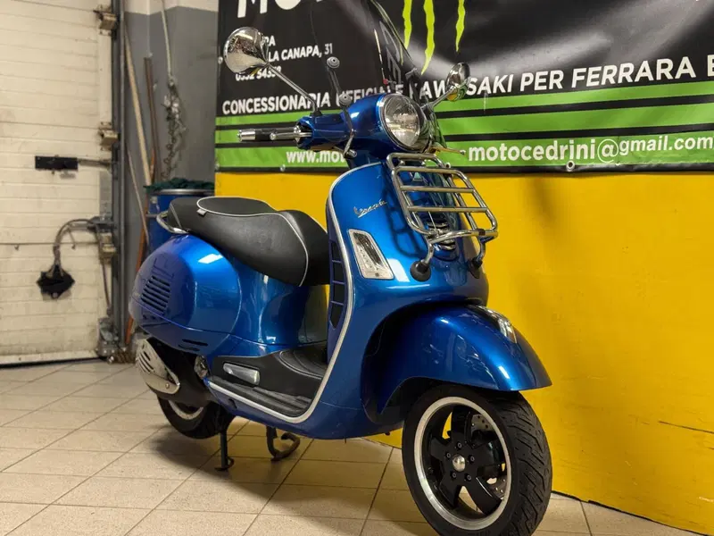 Vespa GTS 300 (2010 - 14) (5)