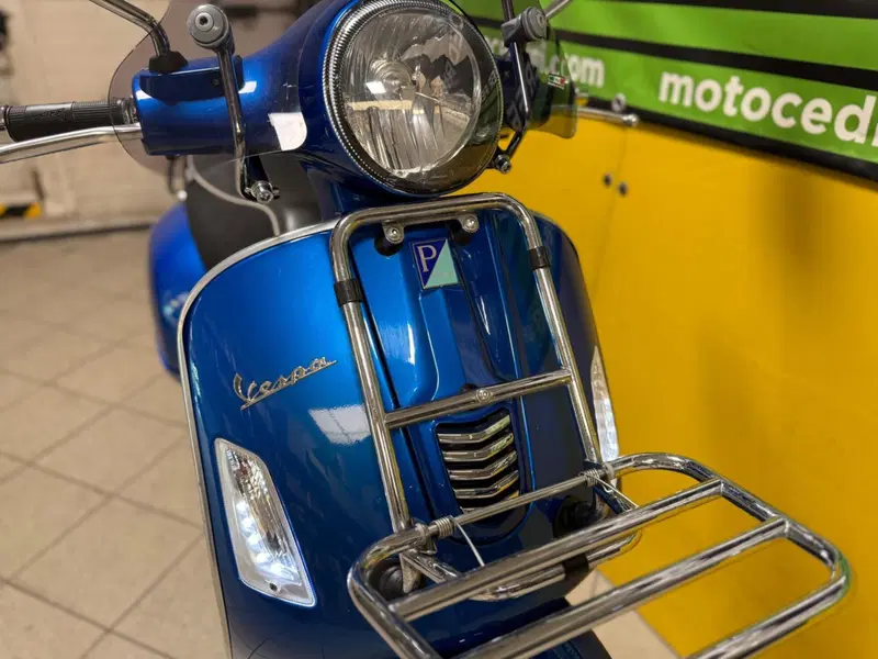 Vespa GTS 300 (2010 - 14) (6)