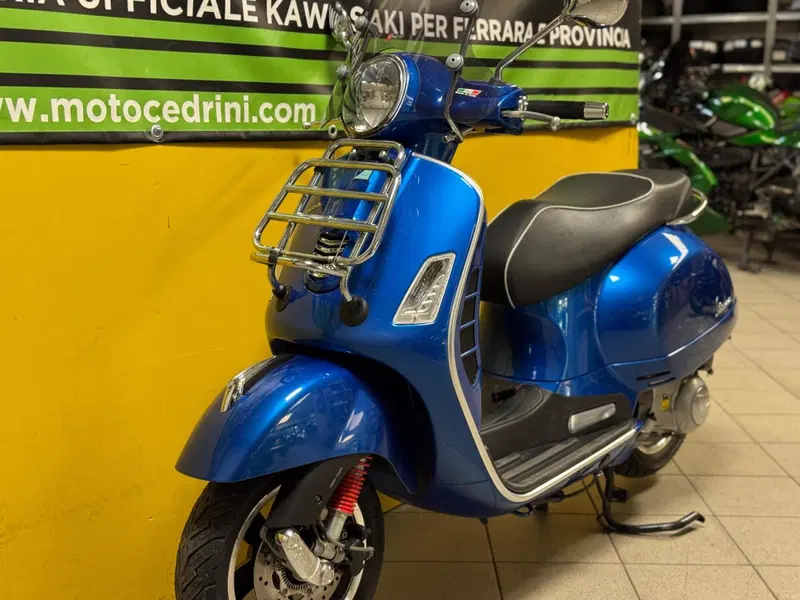 Vespa GTS 300 (2010 - 14) (9)