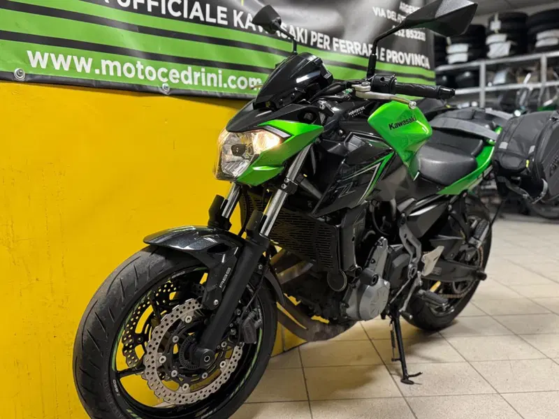 Kawasaki Z 650 (2017 - 19) (13)
