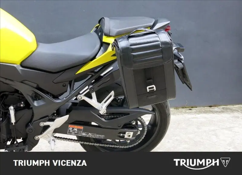 Honda CB 750 Hornet (2023 - 24) (7)