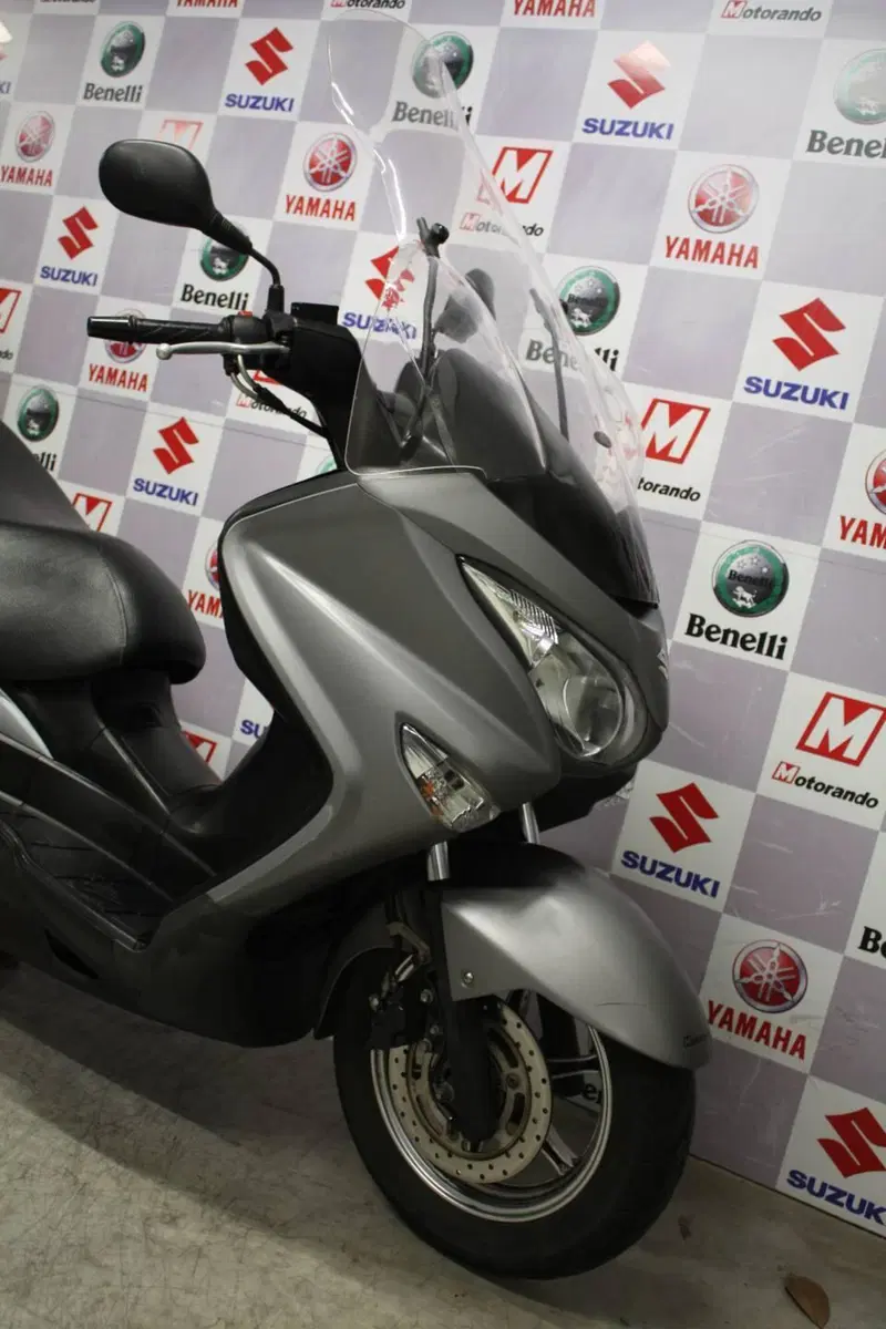 Suzuki Burgman UH 200 (2014 - 15) (3)