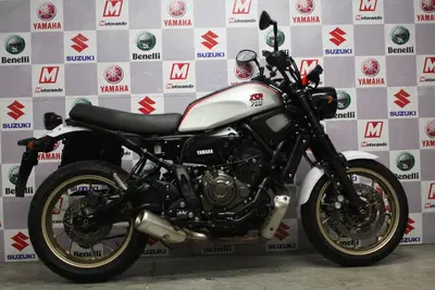 Yamaha XSR 700 (2021) usata
