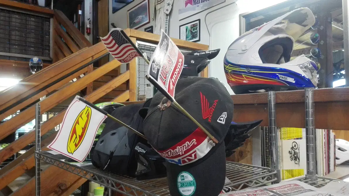 Troy Lee Designs: "Il motocross e l'arte sono la mia vita" (26)