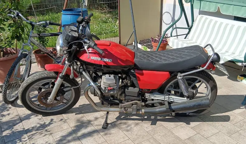 Moto Guzzi V35 (4)