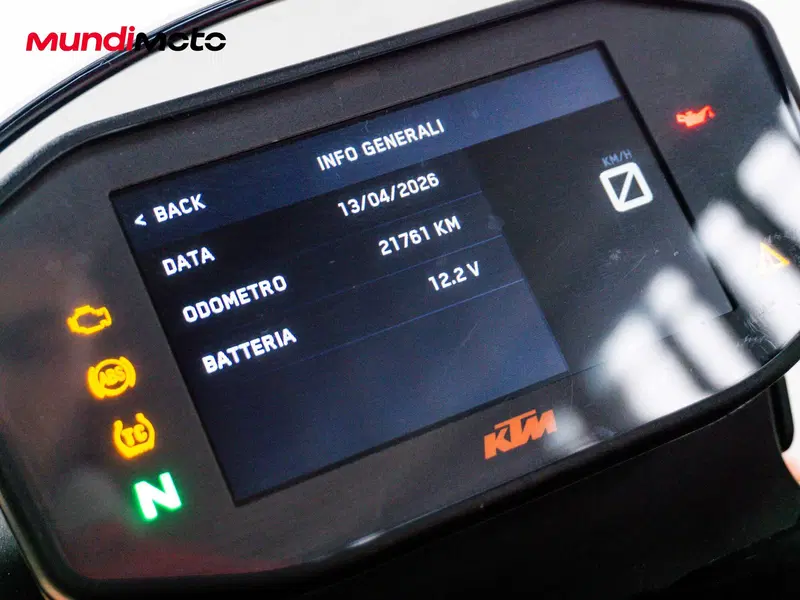 KTM 890 Duke L (2021) (12)