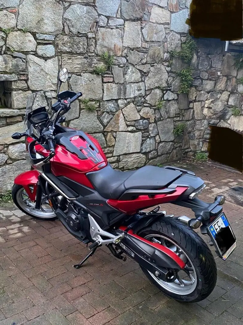 Honda NC 750 X DCT ABS (2016 -17) (8)