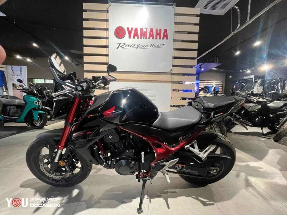 Honda CB 750 Hornet (2023 - 24)