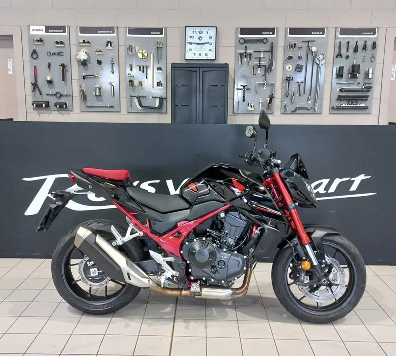 Honda CB 750 Hornet (2023 - 24)