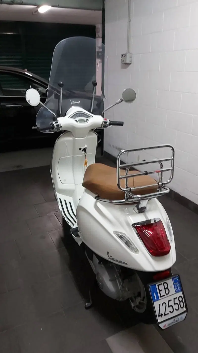 Vespa Primavera 150 3V ie (2014 - 16) (4)