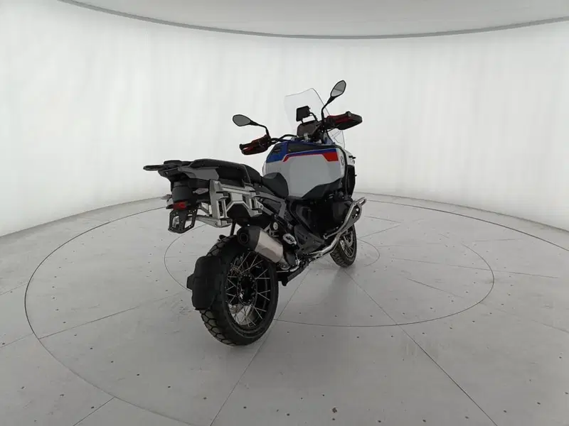 Bmw R 1300 GS Adventure Trophy (2025 - 26) (8)