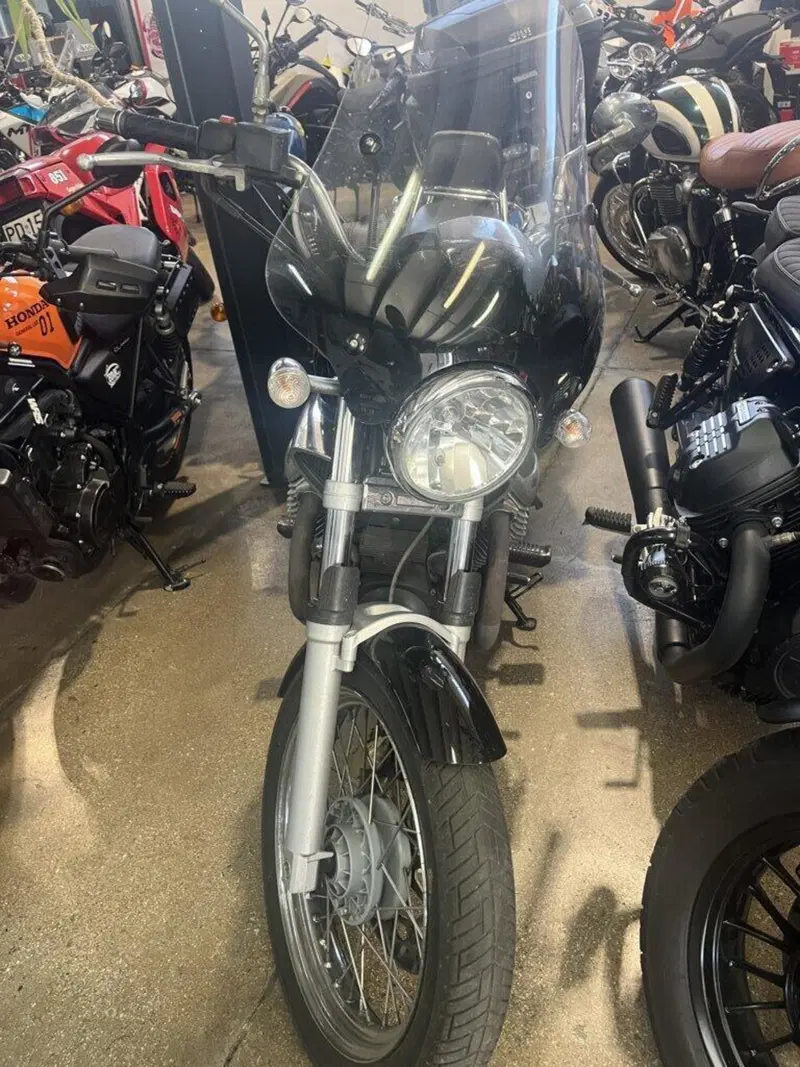 Moto Guzzi Nevada 750 Classic (2008 - 15) (2)