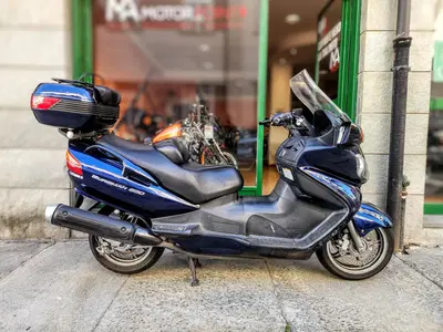Suzuki Burgman AN 650 (2002 - 03) usata