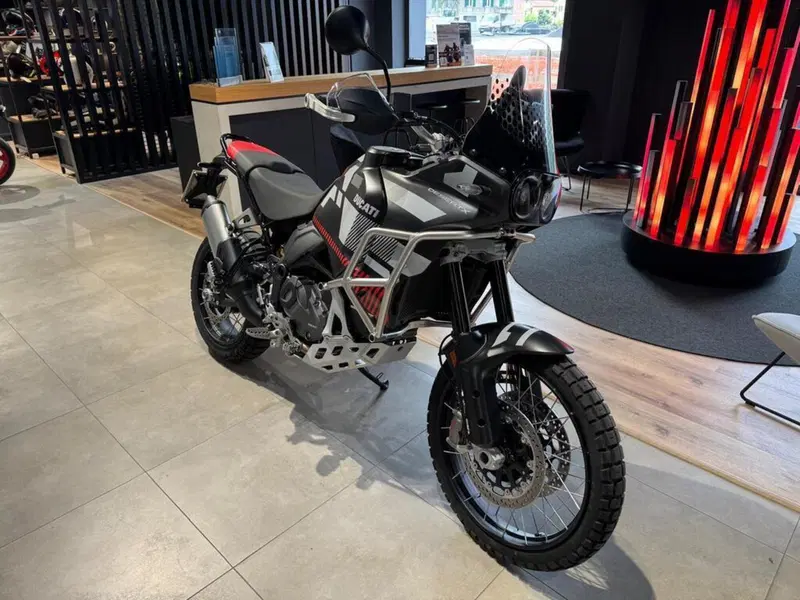 Ducati DesertX (2022 - 25) (2)