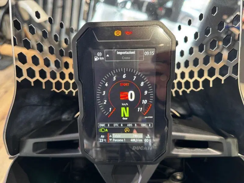 Ducati DesertX (2022 - 25) (10)