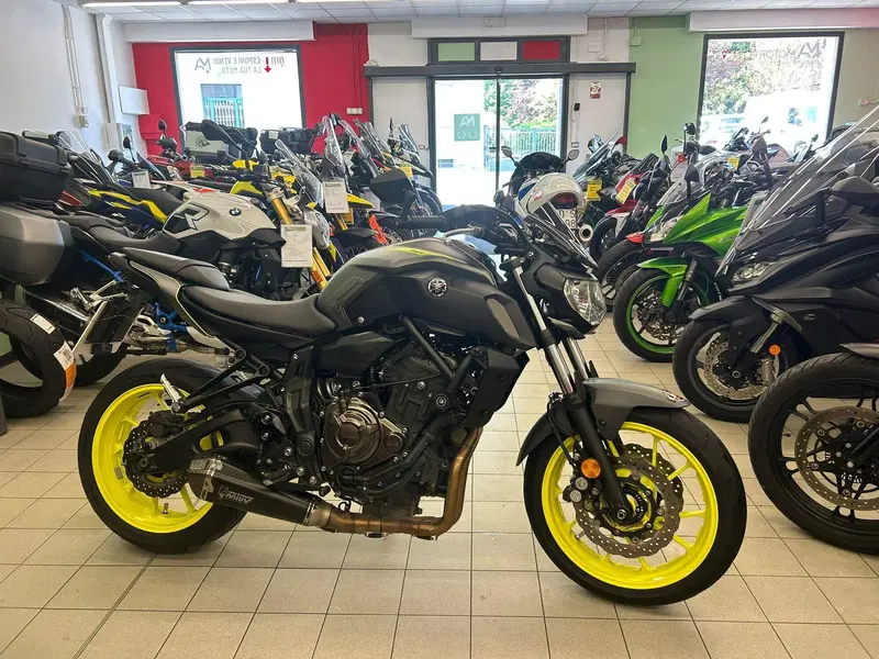 Yamaha MT-07 (2018 - 20) (2)