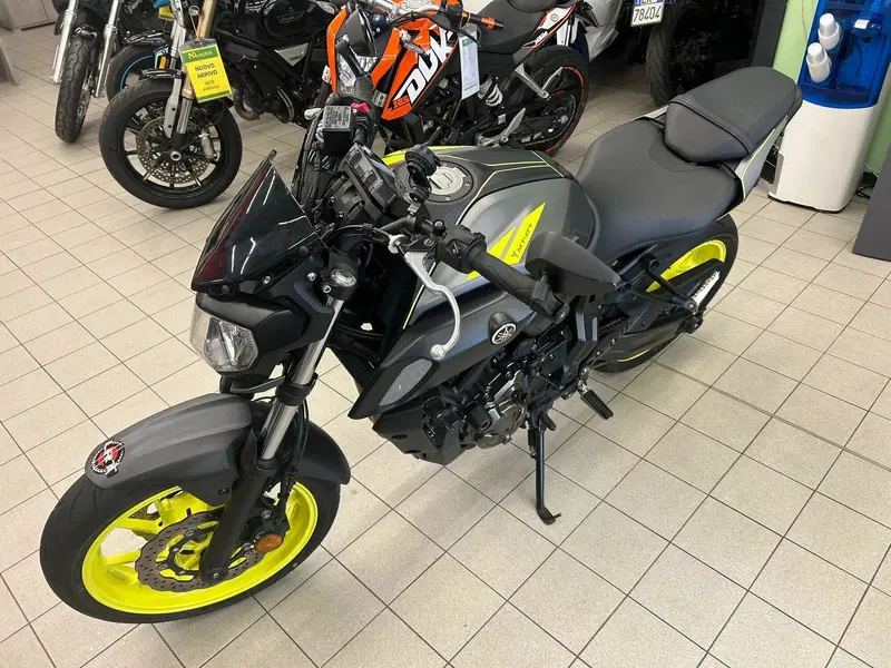 Yamaha MT-07 (2018 - 20) (3)