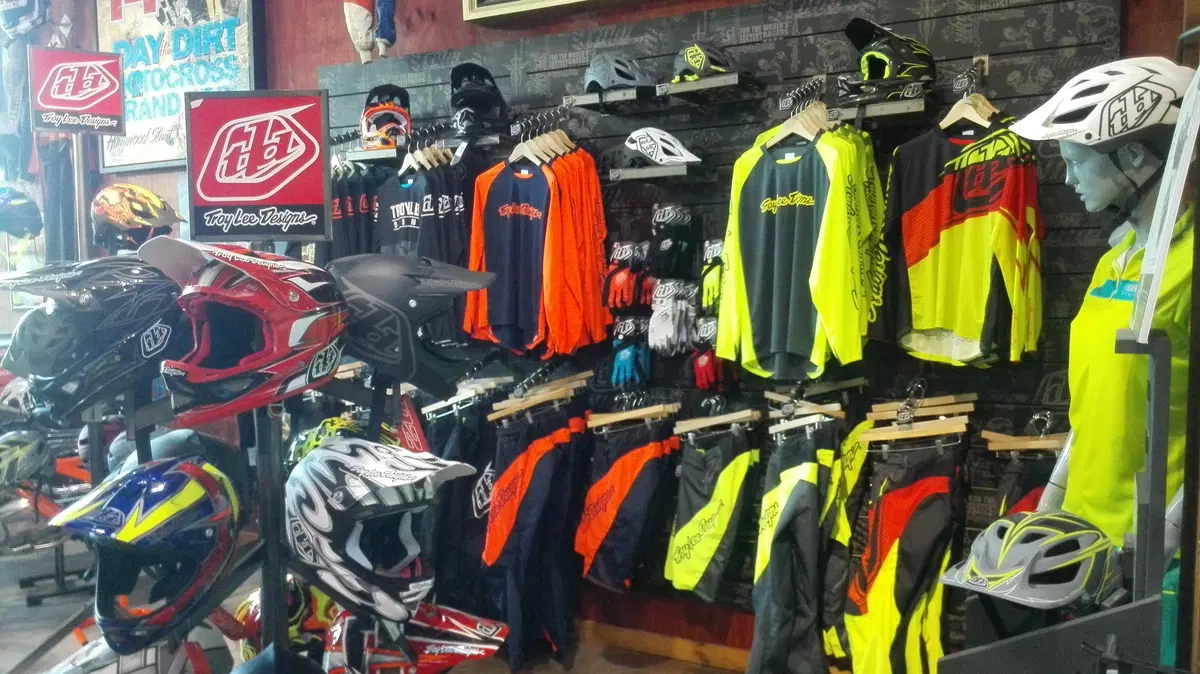 Troy Lee Designs: "Il motocross e l'arte sono la mia vita" (13)
