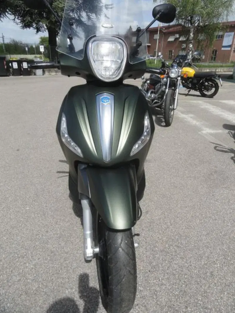 Piaggio Beverly 300 S i.e. ABS-ASR (2016 - 20) (3)