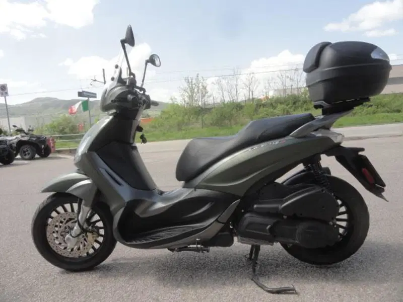 Piaggio Beverly 300 S i.e. ABS-ASR (2016 - 20) (5)