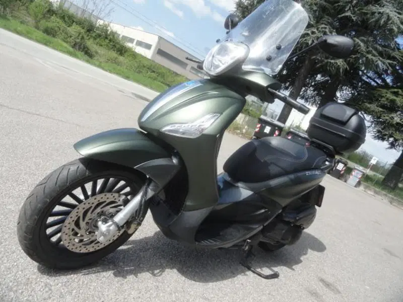 Piaggio Beverly 300 S i.e. ABS-ASR (2016 - 20) (4)
