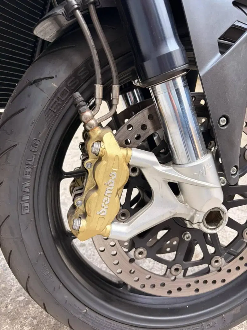 MV Agusta Brutale 675 (2011 - 15) (9)