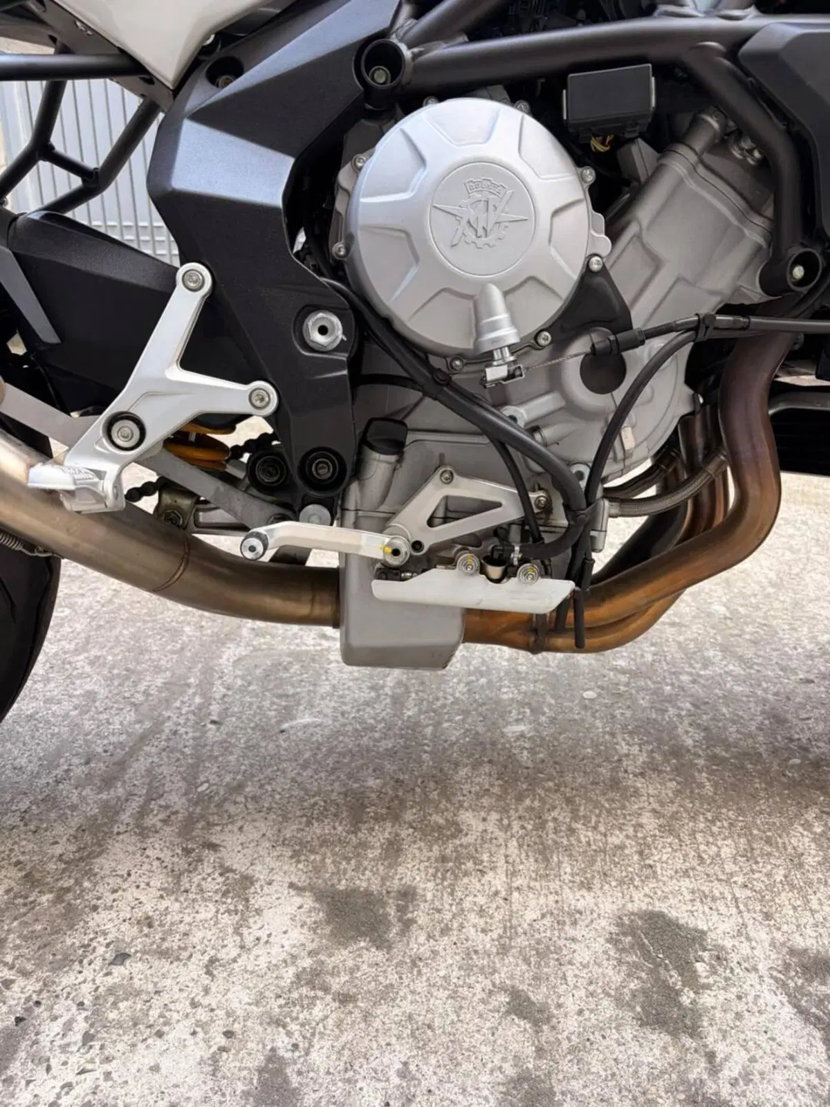 MV Agusta Brutale 675 (2011 - 15) (10)