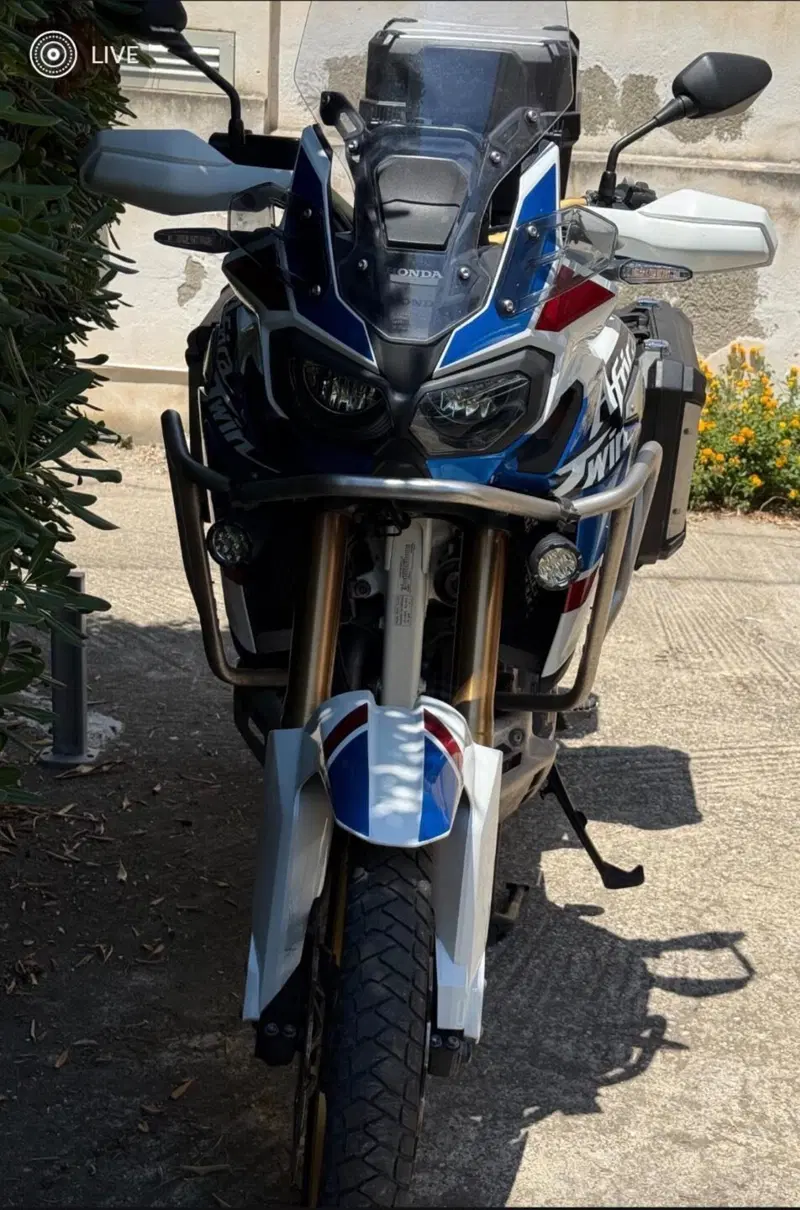 Honda Africa Twin CRF 1000L Adventure Sports DCT (2018 - 19) (2)
