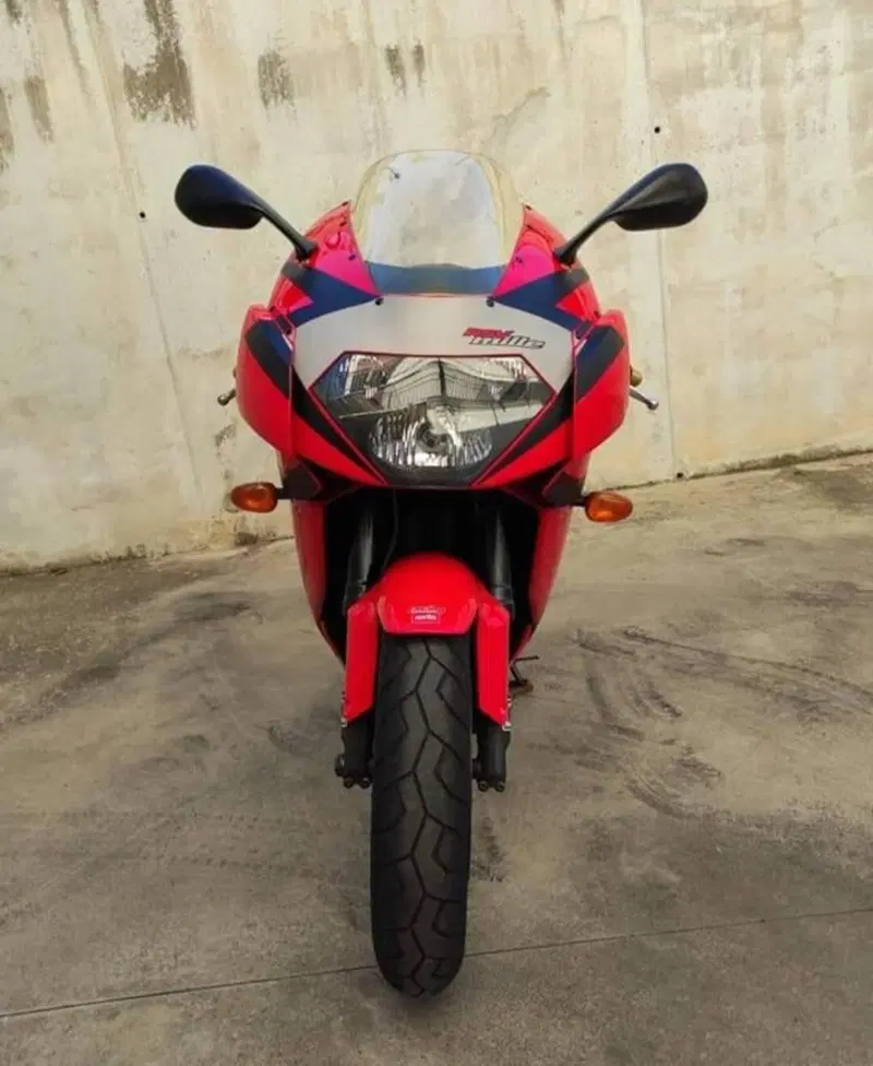 Aprilia RSV mille  (7)