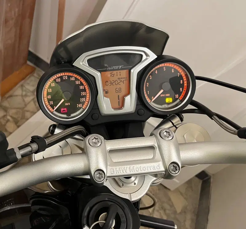 Bmw R nineT 1200 (2014 - 16) (5)