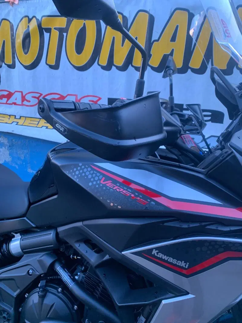Kawasaki Versys 650 (2021 - 24) (8)