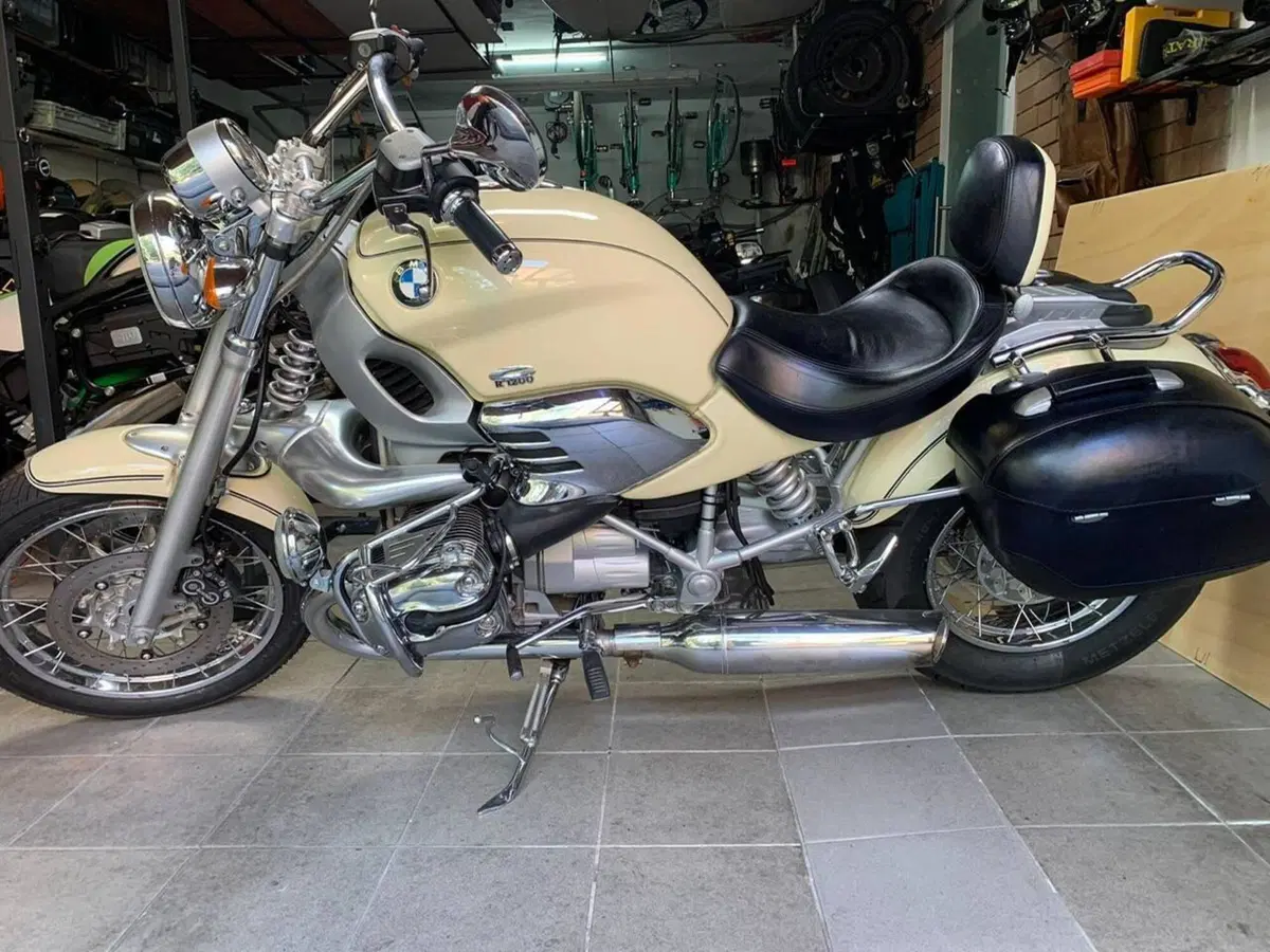 Bmw R 1200 C Classic (2)
