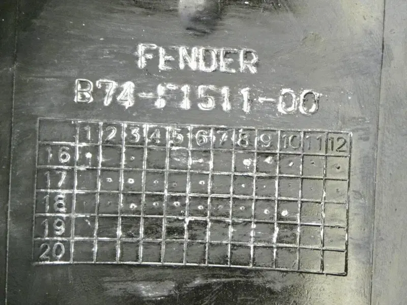 Parafango anter. Yamaha X-Max 125/250/300 (n.318) (7)