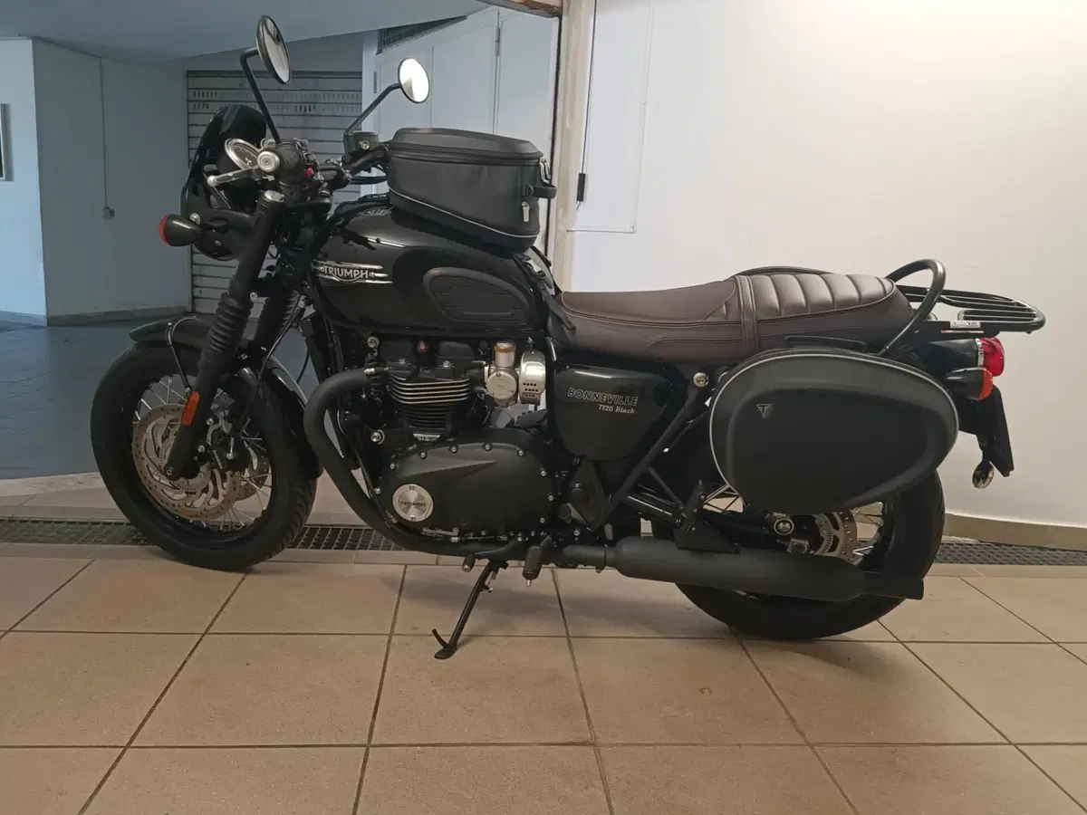 Triumph Bonneville T120 Black (2026)
