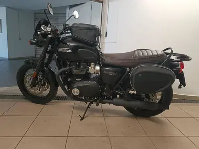 Triumph Bonneville T120 Black (2026) usata