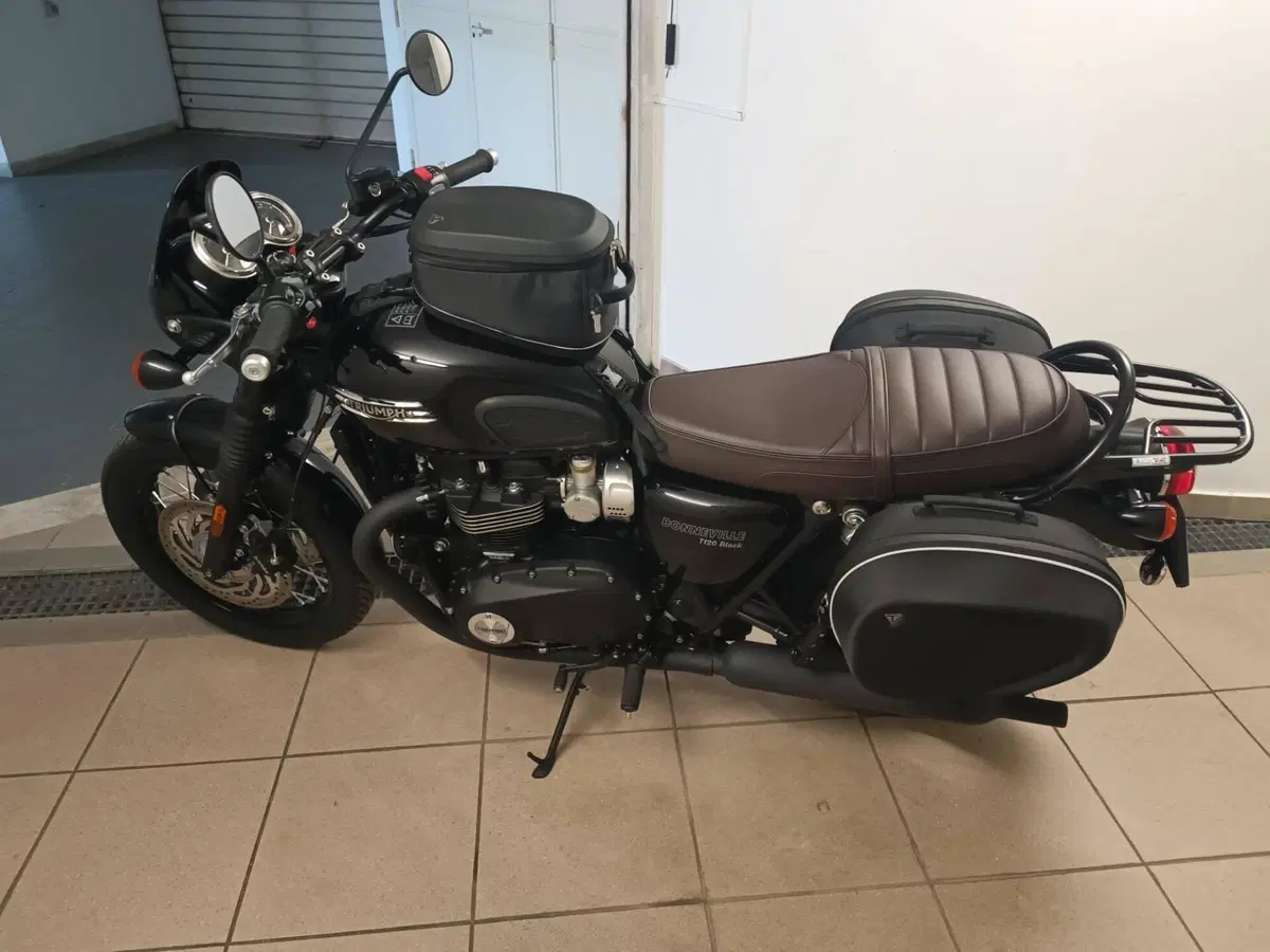Triumph Bonneville T120 Black (2026) (3)
