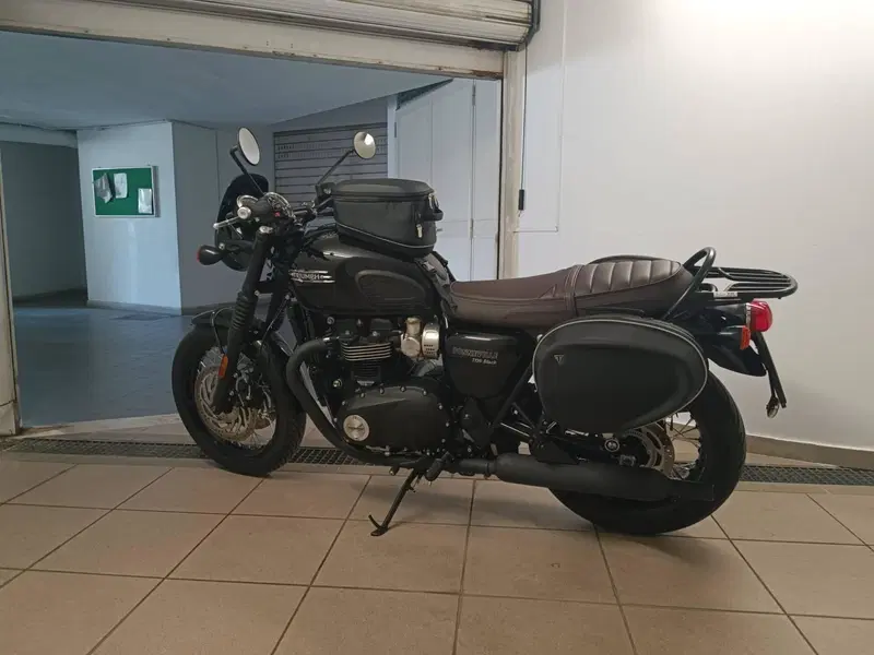 Triumph Bonneville T120 Black (2026) (7)