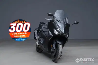 Yamaha T-Max 560 Tech Max (2020) usata