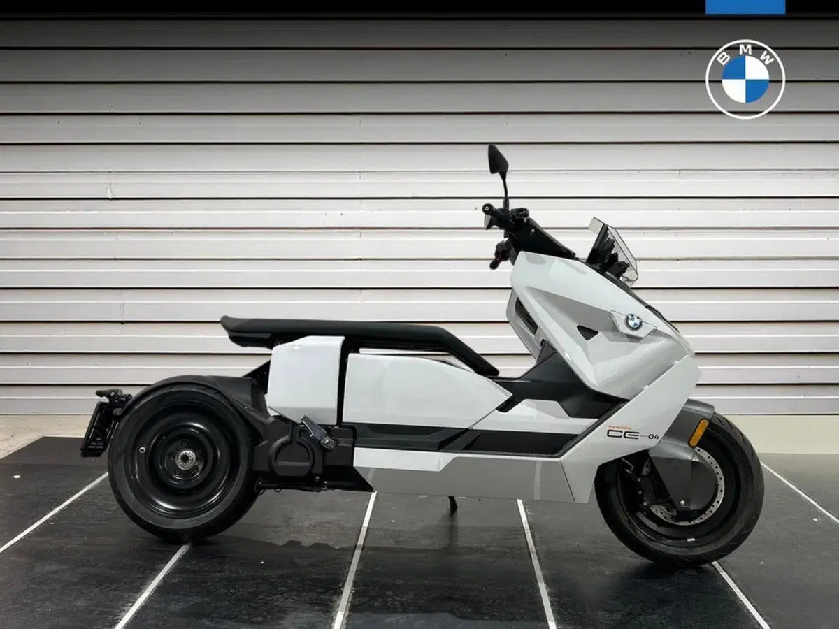 Bmw CE 04 (2021 - 25) (5)