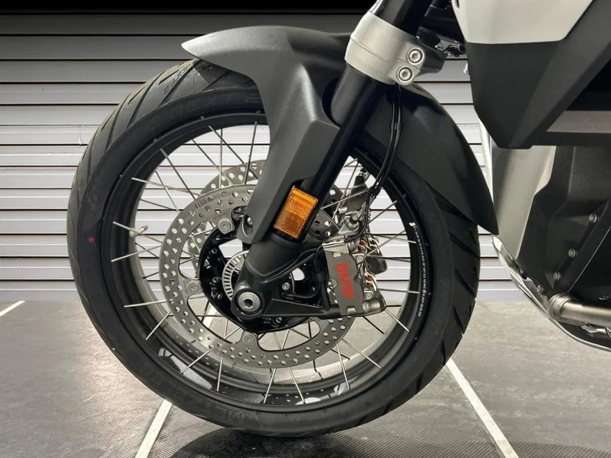 Bmw R 1300 GS Adventure ASA (2025 - 26) (15)