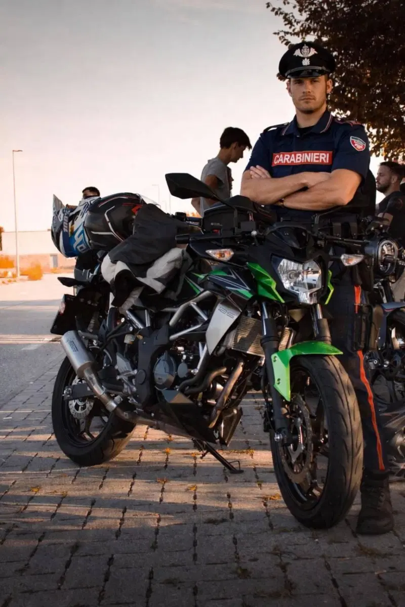 Kawasaki Z 125 (2021 - 24) (2)