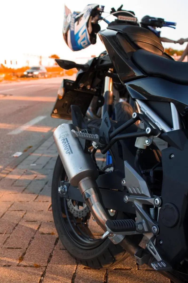 Kawasaki Z 125 (2021 - 24) (5)