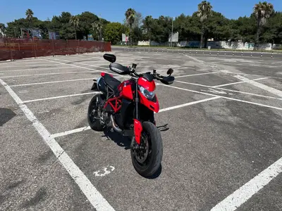 Ducati Hypermotard 950 (2022 - 25) usata