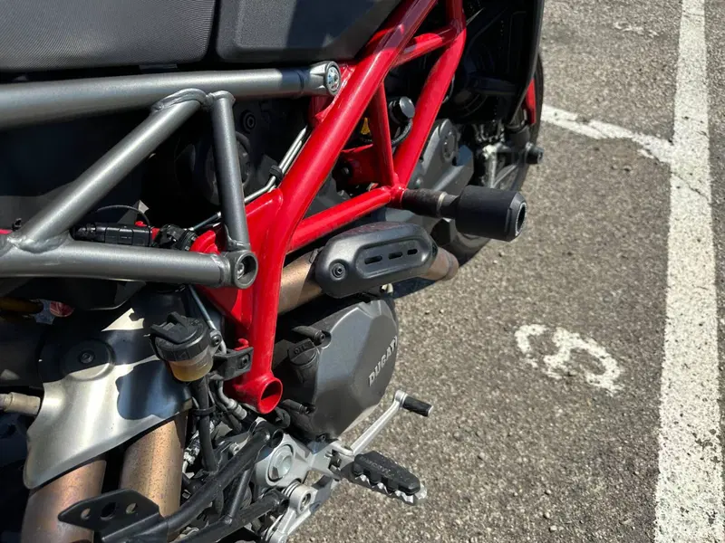 Ducati Hypermotard 950 (2022 - 25) (9)